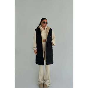 Gilet streetwear noir à capuche pour femme, broderie et boutons en fourrure, vêtement d'extérieur printemps/automne en tissu de toile de laine tissée et coton - Product Image 2