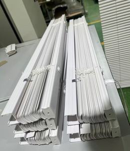 Tende a Pannello Manuali <span class=keywords><strong>per</strong></span> <span class=keywords><strong>Finestre</strong></span>, Oscuranti Orizzontali 100%, Tende in Plastica Bianca da 1 Pollice - Product Image 1