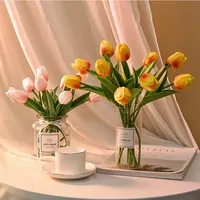 Buket Bunga Tulip Buatan dari Lateks Real Touch dengan Busa untuk Dekorasi Pernikahan, Rumah, dan Dalam Ruangan