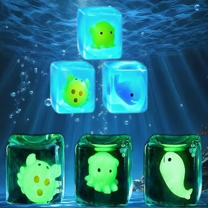 Jouets sensoriels anti-stress extensibles et compressibles en TPR à la maltose, qui brillent dans le noir, en forme de cube de glace animalier, avec paillettes, pour enfants, 2026 - Product Image 4