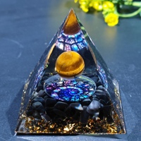 5cm Hotsale Weihnachts baum Liebes thema Kristall chips Harz Orgonit Pyramide Kristall Meditation Spirituelles Handwerk