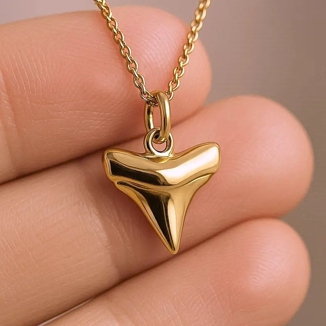 Inspire Jewelry Stainless Steel Gold Shark Tooth Charm Necklace Fossil Pendant Minimalist Fossil Charm Dainty SharkTooth Jewelry