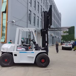 Montacargas Usado de Alta Calidad con Motor Diésel TCM, con 1 Año de Garantía, Informe de Prueba de Maquinaria, en Excelentes Condiciones para la Venta - Product Image 2