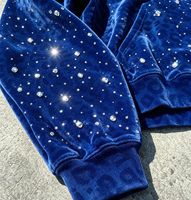 Blouson court oversize en velours épais avec fermeture éclair intégrale, motif léopard gaufré et strass dégradés, style streetwear, personnalisable OEM