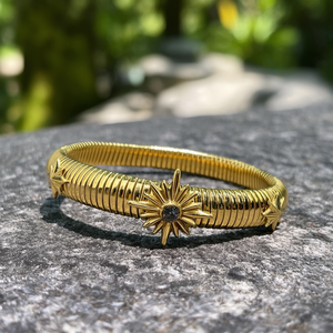 กำไลข้อมือแฟชั่น สแตนเลสสตีล 316L ชุบทอง PVD ลายดาว - Product Image 3