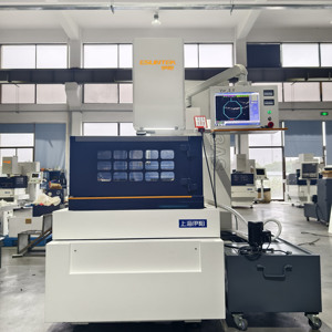 Esuntek mesin pemotong <span class=keywords><strong>EDM</strong></span> kawat PLC presisi tinggi untuk pemotongan suku cadang logam | Produsen hemat biaya - Product Image 2