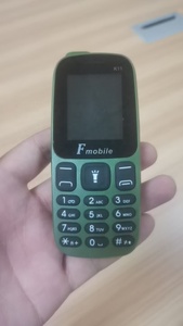 K11 all'ingrosso di alta qualità a buon mercato del <span class=keywords><strong>telefono</strong></span> cellulare da 1.77 pollici Dual SIM GSM nessuna macchina fotografica Bar caratteristica del <span class=keywords><strong>telefono</strong></span> <span class=keywords><strong>con</strong></span> la <span class=keywords><strong>tastiera</strong></span> per gli anziani - Product Image 5