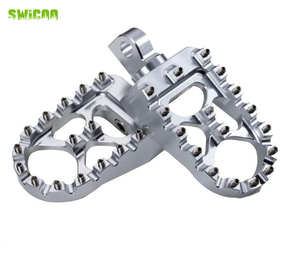Motocicleta SWICOO MX <span class=keywords><strong>Chopper</strong></span> Estilo Bobber 360 °   Reposapiés CNC Giratorios Anchos para Harley Dyna Sportster Fatboy Iron <span class=keywords><strong>883</strong></span> - Product Image 5