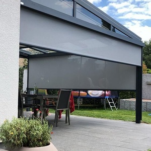 Stores à enroulement électriques encastrés à rail latéral simple pour fenêtre française, terrasse extérieure, pare-vent, ombrage et intimité - Product Image 2