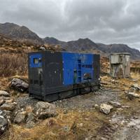 Générateur diesel silencieux triphasé 250 kVA 300 kVA 400 kVA, norme EU Stage V, conçu pour toutes les conditions météorologiques, pour l'alimentation hors réseau