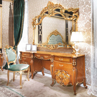 Tête de lit sculptée avec banc de lit Ensemble de chambre à coucher à fleurs de luxe pour la collection de meubles California King Size Complete Furniture