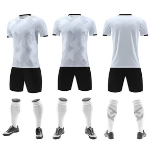 Tenue de football pour hommes, hauts d'entraînement à manches courtes, personnalisables pour les équipes, en coton/bambou/spandex, OEM - Product Image 6