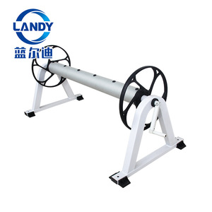 เครื่องม้วนเก็บผ้าคลุมสระว่ายน้ำ Landy รุ่น 40U ทำจากอลูมิเนียมอัลลอย แข็งแรง ทนทาน น้ำหนักเบา สำหรับเก็บผ้าคลุมสระ - Product Image 1