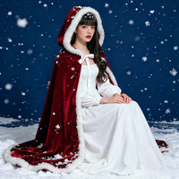 Erwachsene Damen Weihnachts-Cosplay-Kostüm-Set Samt-Roter Kunstfell-Kapuzenumhang Winter Warmer Party-Umhang Auf Lager Großhandel