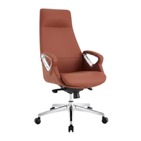 Chaise de bureau de direction ergonomique pivotante en cuir à dossier haut avec accoudoirs creux chromés