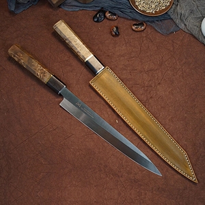 Coltello da Chef Giapponese per Sushi e Sashimi con Manico in Legno di Sicomoro Figurato, Lama in Acciaio al Carbonio 240/270/300mm, Confezione Regalo - Product Image 3