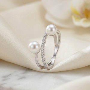 Bague en laiton à double coquille de perle avec bande en zircon cubique – Bijoux en perles de coquillage pour femme, cadeau de mariage - Product Image 5