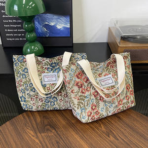 Sac fourre-tout pour femme Topvostie, imprimé floral, nylon, décontracté, grande capacité, fermeture éclair horizontale carrée, toutes saisons - Product Image 4