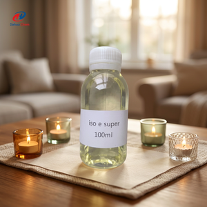 ISO E Super de Alta Pureza (99%), CAS 54464-57-2, Aroma Intenso, Materia Prima para Mezcla de Perfumes, Formulación de Sabor a Tabaco - Product Image 1