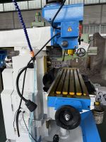 Haute vitesse ZX7550C fraiseuse perceuse Variable automatique pour le travail des métaux verticale horizontale MT4 broche conique