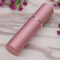 Flacon vaporisateur de parfum portable en aluminium de 10 ml, finition mate, rechargeable, format voyage, avec col en verre