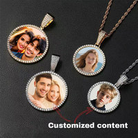 Collier tendance hip-hop en acier inoxydable avec aile d'ange ovale gravée sur mesure, plaqué or 18 carats, chaîne à maillons et design lettre