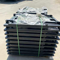 Barrière de contrôle des foules pliable en acier noir anti-escalade avec finition antirouille et installation rapide pour les événements sur scène et en extérieur