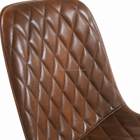 Chaise de salle à manger moderne en cuir matelassé avec dossier incurvé et pieds en métal noir - Chaise d'appoint ergonomique résistante aux taches pour la maison