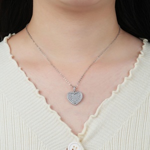 Collar con Colgante en Forma de Corazón de Cobre Chapado en Oro de 14k, Estilo Coreano, Antideslustre, con Circonita Blanca para Mujer, Venta al Por Mayor - Product Image 5