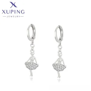 X000791662 Xuping Jewelry Best sale simple character earrings platinum plated gold color fashion elegant women daily Huggies