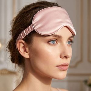 Masque de sommeil de luxe 100 % soie de mûrier, taie d'oreiller, chouchou et bandeau |   Ensemble cadeau de voyage certifié Oeko-Tex pour femmes - Product Image 2