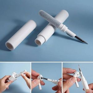 Kit de Limpieza Multifuncional para Auriculares Inalámbricos, Pluma de Limpieza con Cepillo Suave y Esponja Flocada para Estuche de Auriculares - Product Image 3
