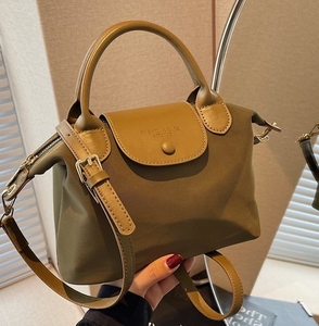 <span class=keywords><strong>Sac</strong></span> fourre-tout en nylon <span class=keywords><strong>vert</strong></span> olive pour femmes, <span class=keywords><strong>sac</strong></span> à <span class=keywords><strong>main</strong></span> imperméable avec finitions en cuir, <span class=keywords><strong>sac</strong></span> à bandoulière détachable pour femmes - Product Image 1