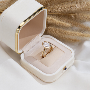 Messi Jewelry MSR-2132 18K Gold Oval Shape Bezel Setting Lab Grown <b>Diamond</b> Wedding <b>Ring</b> Set - Product Image 2