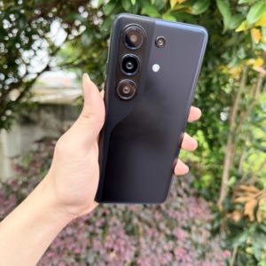 สมาร์ทโฟน TECHNO CAMON 50 PRO 5G หน้าจอโค้ง ชาร์จเร็ว 45W แรม 12GB กล้องแท้ 50MP จอสว่างพิเศษ - Product Image 3