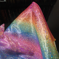Tissu de polyester extensible doré à estampage à chaud de paillettes laser irisées pour l'utilisation décorative de bagages de fond de scène de jouet de mariage