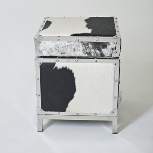 Otomana Minimalista Moderna con Cubo de Almacenamiento de Cuero Peludo, <span class=keywords><strong>Tapa</strong></span> Desmontable, Remaches Metálicos, Cuero Suave, para Apartamento, Dormitorio, Hotel - Product Image 3