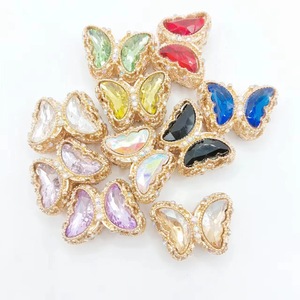 Accessoire de bijoux portable en alliage de cristal électroplaqué 3D avec strass en forme d'aile de papillon pour porte-clés et colliers DIY - Product Image 2
