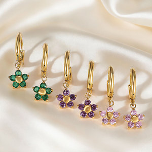 Venta al por Mayor de Joyería Fina de Acero Inoxidable 316L, Chapada en Oro de 14k y 18k, Pendientes de Zirconia con Diseño Floral para Mujer - Product Image 3