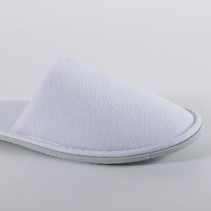 Pantuflas de Hotel de Lujo con Servicios Personalizados para Cadenas Hoteleras y Habitaciones - Product Image 5