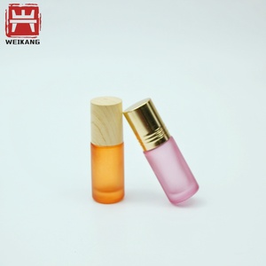 Flacon roll-on en verre avec bouchon en plastique imitation bois de qualité supérieure, 5 ml, 10 ml, pour huile essentielle, <span class=keywords><strong>parfum</strong></span> - Product Image 1