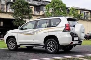 سيارة TOYOTA PRADO بطلاء المصنع الأصلي - سيارة بنزين بأفضل صفقة في السوق، مقود على اليسار - Product Image 2