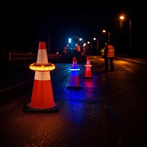 CE ROHS 360 °   Verkeerskegel-waarschuwingslicht LED-weggevaar-baken knipperende kegeltopper obstakelverlichting draadloos gesynchroniseerde fakkels - Product Image 5