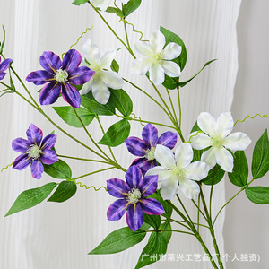 Fleurs artificielles en soie de clematis Laixing, couleur violet clair, pour décoration de mariage, décoration de la maison, accessoires de photographie en extérieur, réutilisables - Product Image 2