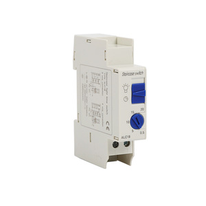 Interruptor temporizador de iluminación de escalera de riel Din <span class=keywords><strong>ALC18</strong></span> 50Hz/60HZ 16A temporizador mecánico de 24 horas - Product Image 1