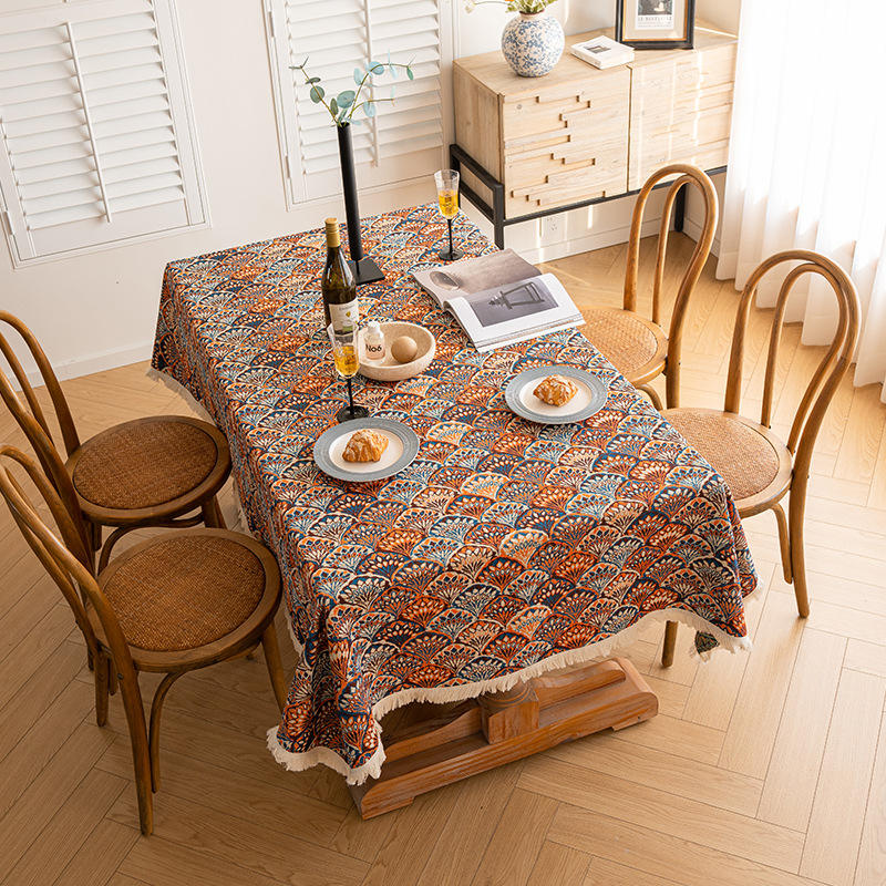 tablecloth F
