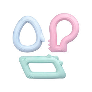 Jouets flottants pour chiens en TPR, motif dessin animé mignon multicolore, taille moyenne, pour l'intérieur/l'extérieur, emballés en sac, vente en gros par le fabricant Rena Pet - Product Image 6