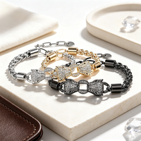 Bracelet chaîne tête de léopard en acier inoxydable plaqué or 18 carats avec incrustation de zircons, fermoir mousqueton réglable pour bijoux de mode masculine
