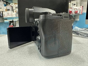 กล้องมิเรอร์เลส HFT Professional <span class=keywords><strong>Lumix</strong></span> <span class=keywords><strong>S5</strong></span> IIX รุ่น <span class=keywords><strong>DC</strong></span>-S5M2X สำหรับขายส่ง (เฉพาะตัวกล้อง) - Product Image 4