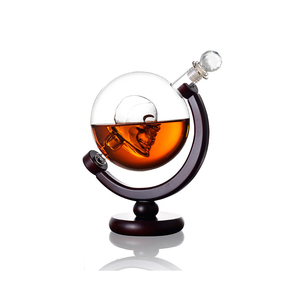 L'usine vend des carafes à <span class=keywords><strong>whisky</strong></span> en verre transparent classiques <span class=keywords><strong>de</strong></span> 850 ml, soufflées à la main, avec logo personnalisable, design <span class=keywords><strong>de</strong></span> crâne, pour une utilisation en fête - Product Image 2